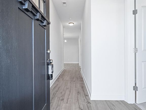 4th image of 727 Regiment Road