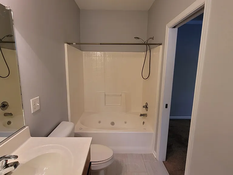 471 Revolution Ln — Photo 17