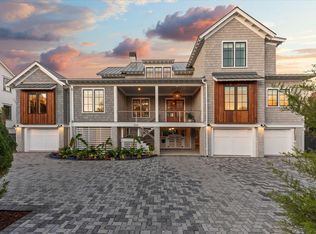 924 Pitt St, Mount Pleasant, SC 29464