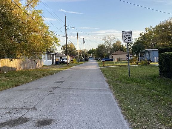4th image of 2723 N Stallone Dr