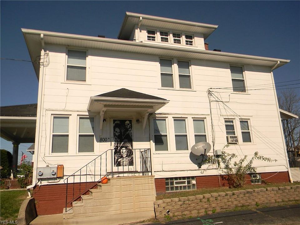 2nd image of 800 Broad Ave NW