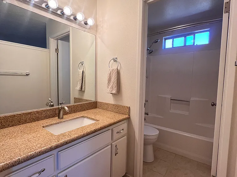 3293 Oak Knoll Dr — Photo 14