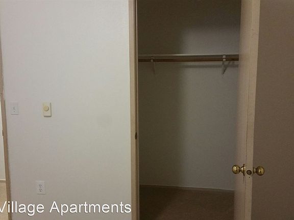 4th image of 1912 SE Jerry Ln #A204