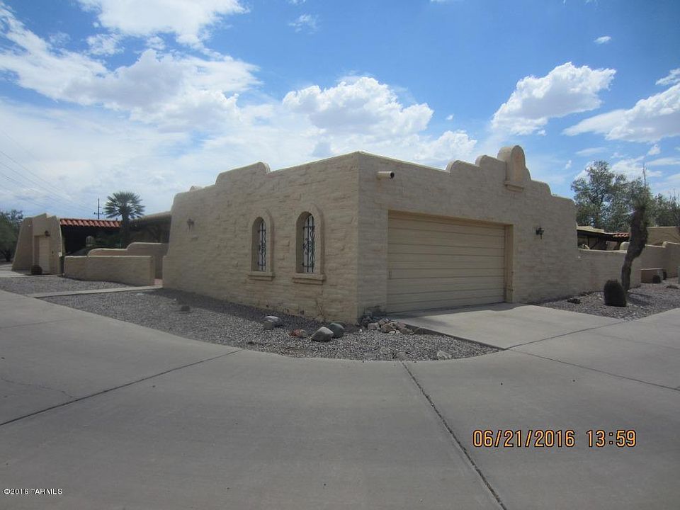 1st image of 600 W Placita Nueva
