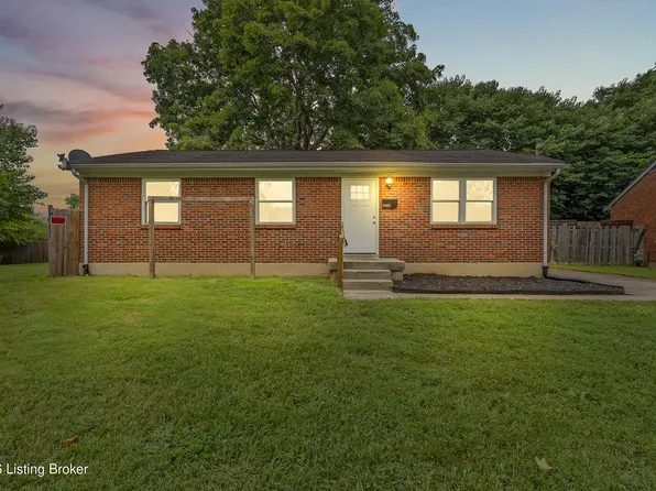 5410 Anatahan Ct, Louisville, KY 40272