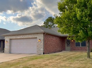 4103 Highbury Dr, Springfield, IL 62711