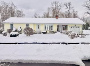 99 Hamilton Cres, Feeding Hills, MA 01030