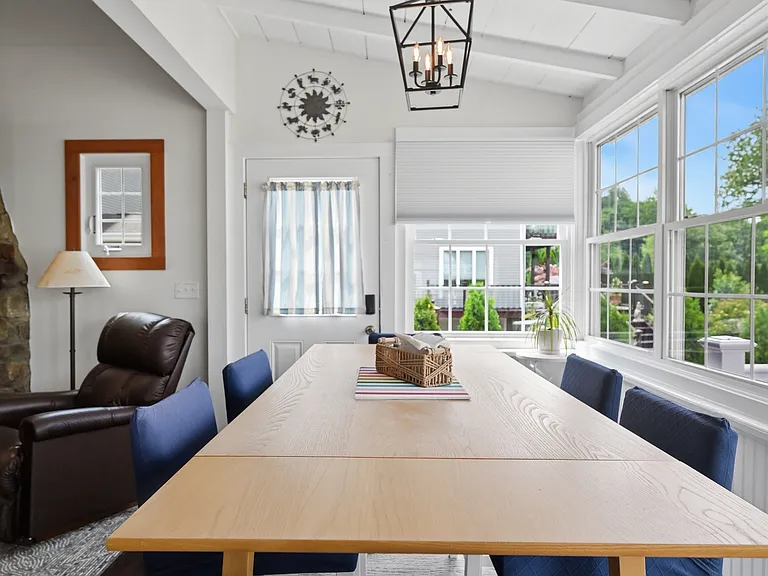 11 Cedar Dr — Photo 22