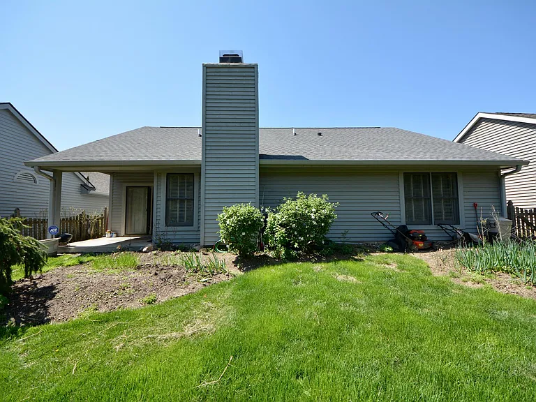 7749 Chesapeake Dr E — Photo 20