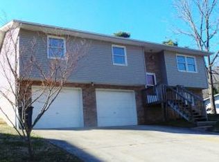 330 Hemlock St, Mt Carmel, TN 37645