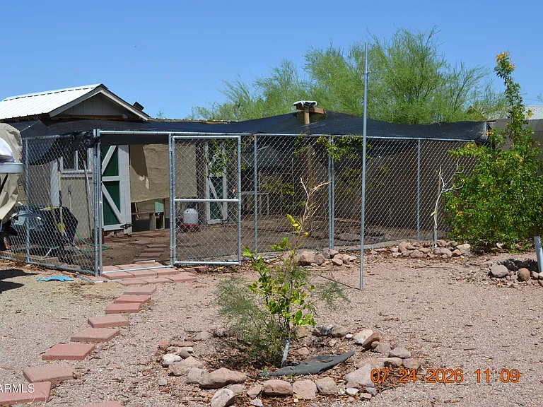5914 E Broadway Ave — Photo 23