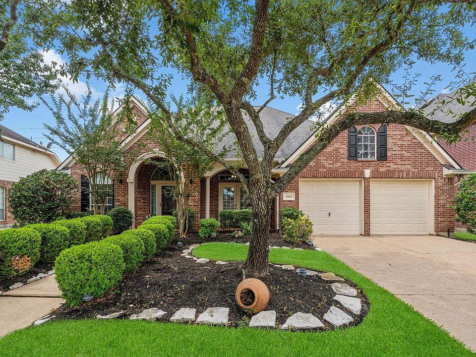 1st image of 9406 Lochflora Dr