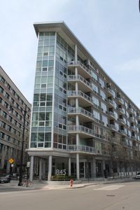 845 N Kingsbury St, Chicago, IL, 60610