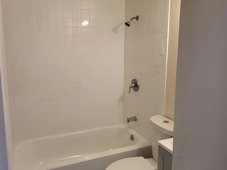 721 Santa Fe Ave SW — Photo 16