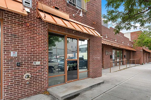2142 Curtis St #101 Photo 1