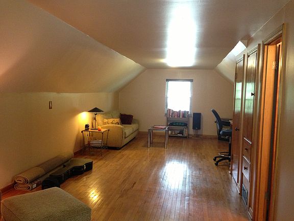 3rd image of 4430 Olentangy Blvd