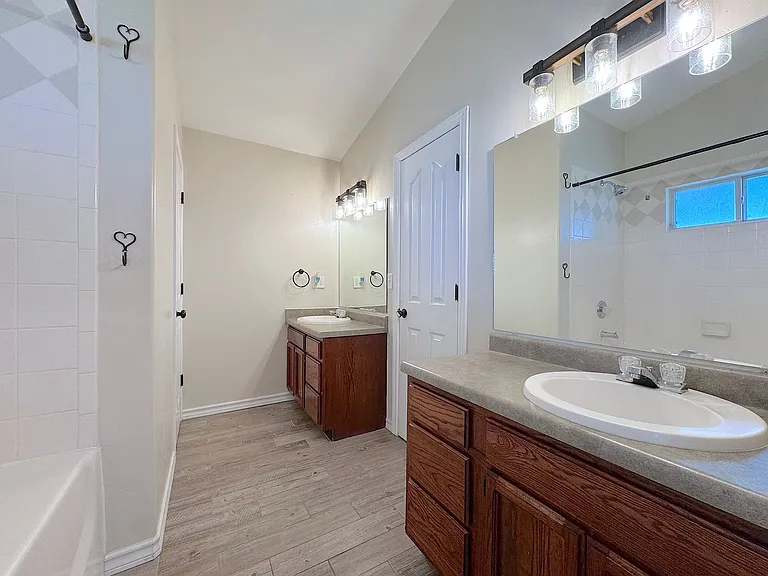 848 Sunset Park Dr — Photo 19