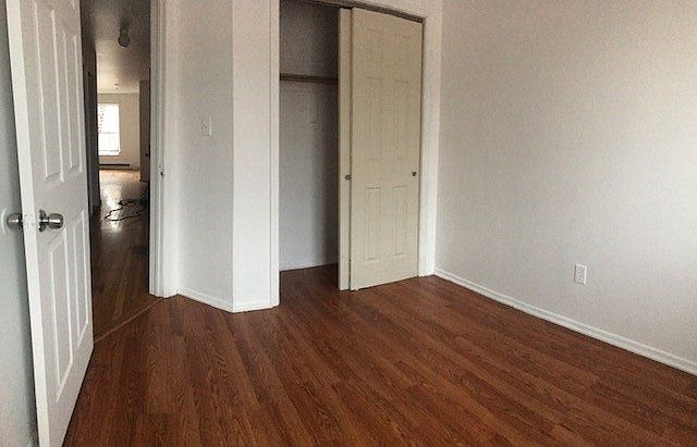 2nd image of 29 47a Far Rockaway Blvd