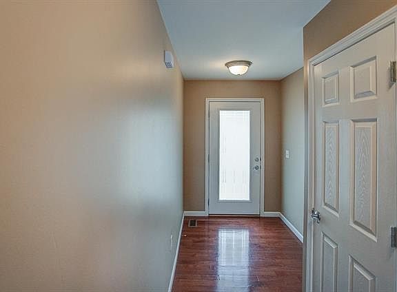 4th image of 6848 Hampshire Ct