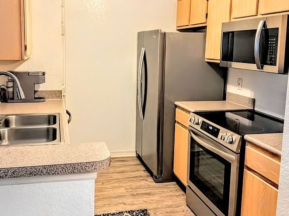 4th image of 7411 Vista Way APT 207