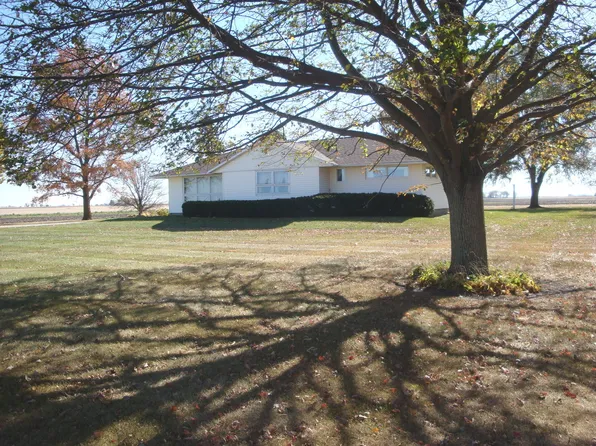 1593 E 500 North Rd, Cissna Park, IL 60924