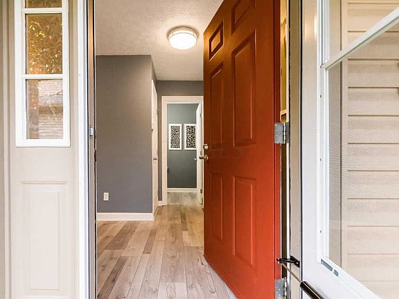 4th image of 5684 Apricot Ln