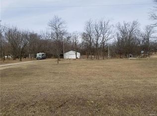 14563 Boyd St, Ste Genevieve, MO 63670
