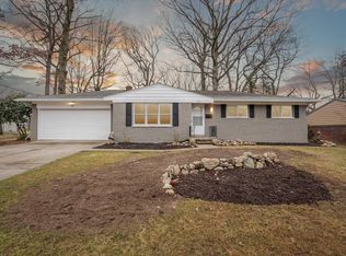 571 Christopher Rd, Jackson, MI 49203