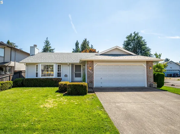 5669 D St, Springfield, OR 97478