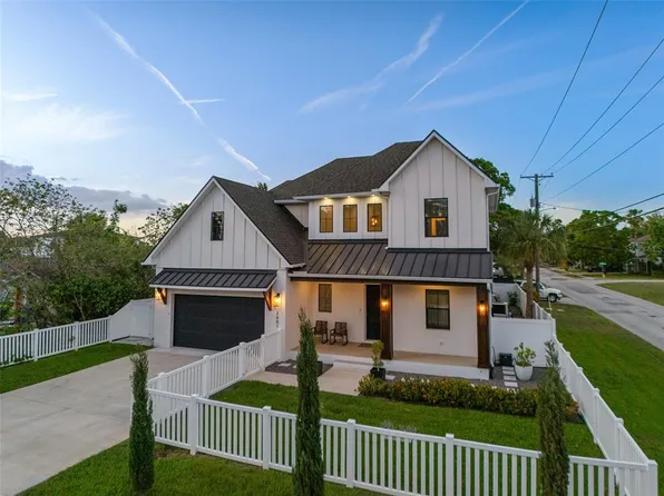 3601 W Rogers Ave, Tampa, FL 33611