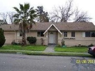 916 N Herbert Ave, Los Angeles, CA 90063