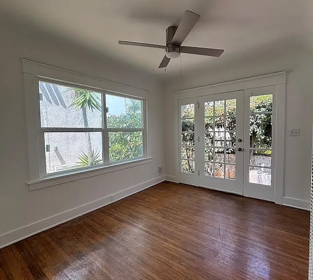 4940 Cape May Ave — Photo 2