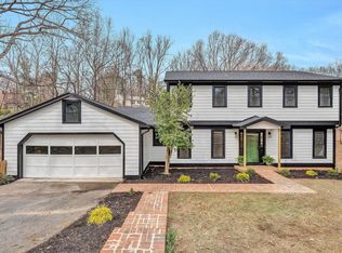 2825 Fairway Forest Dr, Salem, VA 24153