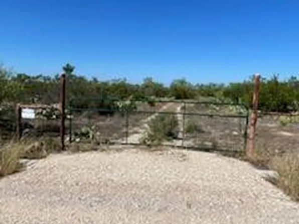 11633 Mount Nebo Rd #4 & 5, San Angelo, TX 76901