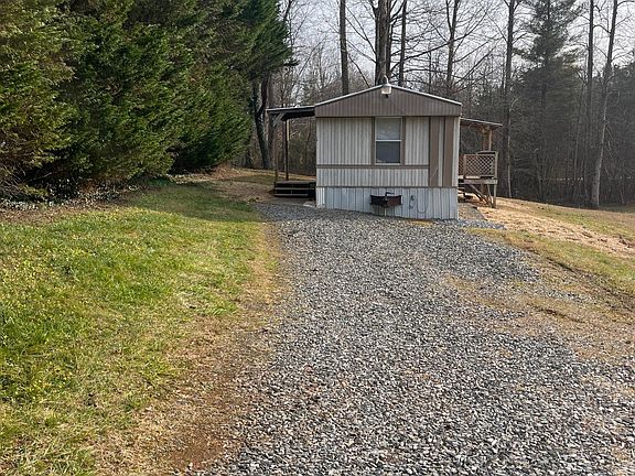 2nd image of 129 Douglas Fir Ln