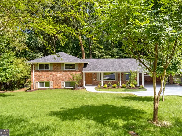1891 Silver Hill Rd, Stone Mountain, GA 30087
