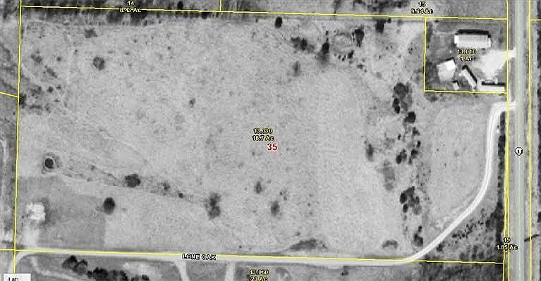 2nd image of 31 Lone Oak Trl