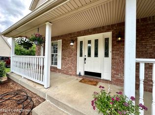 3010 Christiana Woods Ct, Jeffersontown, KY