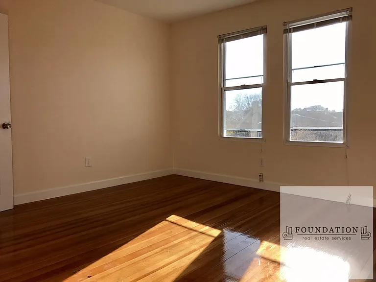 21-23 Weitz St #2 — Photo 12