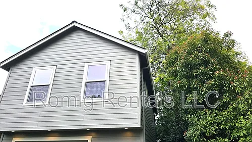 2111 E Mill Plain Blvd #A Photo 1 2111 E Mill Plain Blvd #A Photo 1
