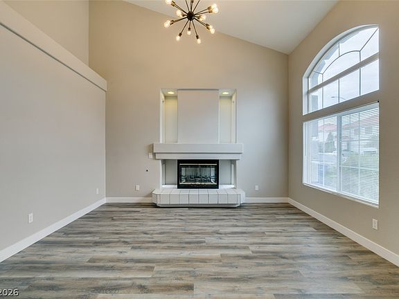 5th image of 8721 Raindrop Canyon Ave