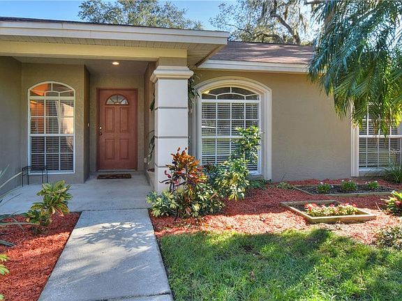 2nd image of 1693 Kinsman Way