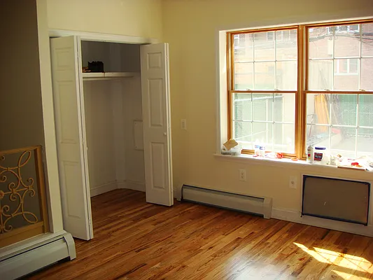 Rented by Avanguard Realty Corp | media 3