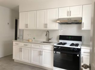 15155 18th Ave, Whitestone, NY 11357