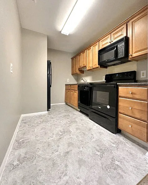 Hidden Village Apartments — Photo 2
