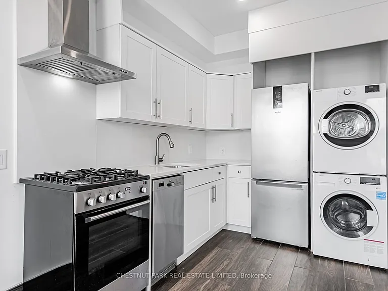 535 Parliament St #304A — Photo 10