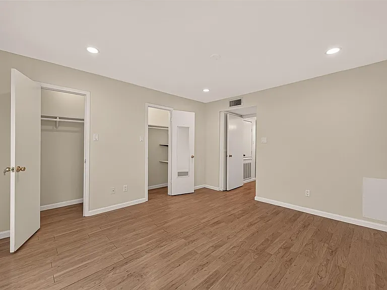 12633 Memorial Dr #130 — Photo 11