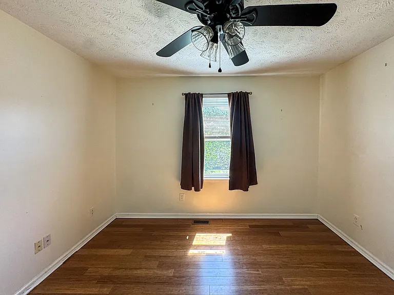 6875 Baystone Rd — Photo 21