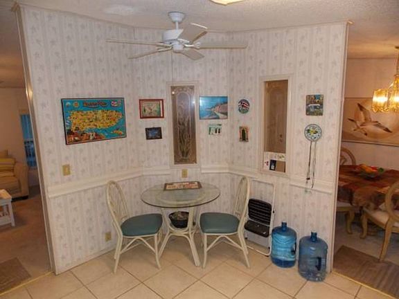 5th image of 1749 Conifer Ave