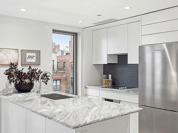3rd image of 58-01 Queens Blvd #6A